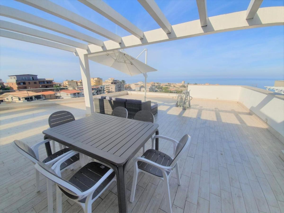 Апартаменты Sapphire Penthouse Тропея Экстерьер фото